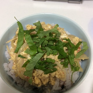 カニカマ美味しく！カニカマ丼！